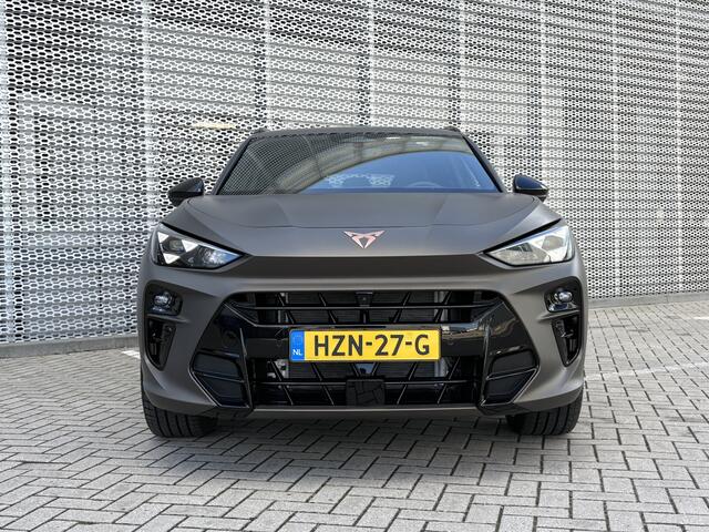Cupra Terramar 1.5 TSI e-Hybrid VZ Performance Keramische Coating / 20' All-Seasonbanden / 'Black-Pack'