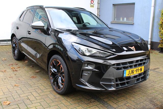 Cupra Terramar 1.5 TSI e-Hybrid VZ Performance | Head-Up Display | Memory stand stoelen | Stoel & Stuurverwarming | 360* Camera | Draadloze telefoonlader | Elektrische kofferbakklep | Apple CarPlay/Android Auto | Adpative cruise | Keyless entry/start | Sennheiser audios