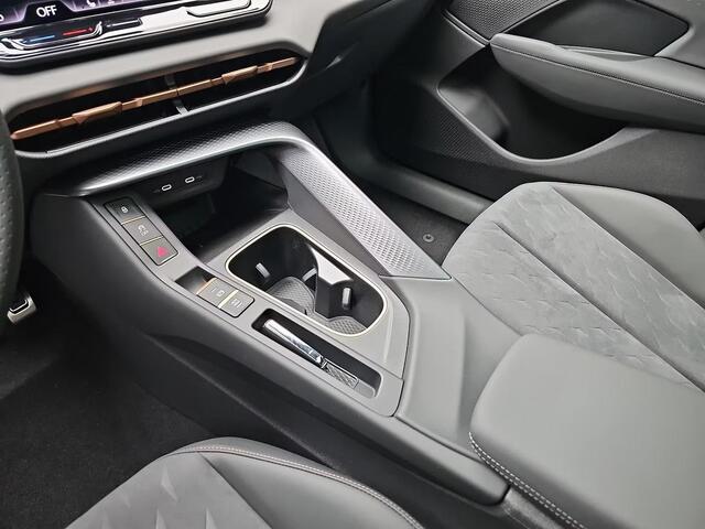 Cupra Terramar 1.5 TSI e-Hybrid Business