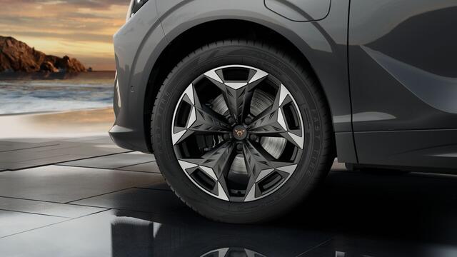 Cupra Terramar 1.5 TSI e-Hybrid 272 6DSG VZ Performance | 360 graden camera | Achteruitrijcamera | Draadloze Apple CarPlay(TM), Android Auto(TM)