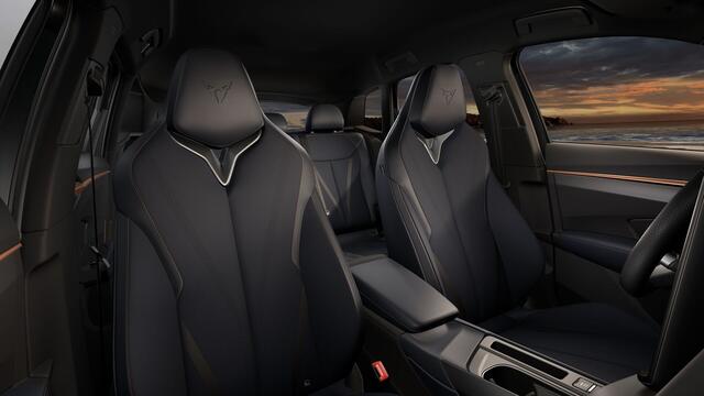 Cupra Terramar 1.5 TSI e-Hybrid 204 6DSG Essential | Achteruitrijcamera | Draadloze Apple CarPlay(TM), Android Auto(TM) | Elektronisch Sperdifferentieel (XDS)