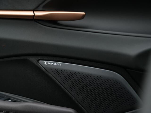 Cupra Terramar 1.5 TSI e-Hybrid 272 pk DSG VZ | Panoramadak | Trekhaak | Leder | Geheugenstoel | Sennheiser | Adaptief onderstel | Head-up display | Matrix LED