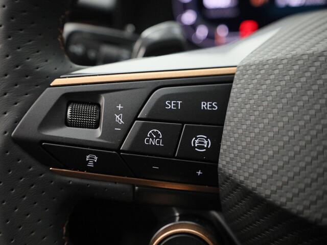 Cupra Terramar 1.5 TSIe-Hybrid 200kW/272Pk VZ America s CUP DSG · Panoramadak · Leder · Trekhaak · Senheisser Soundsystem · Head-Up Display · Garantie t/m 30-06-2027