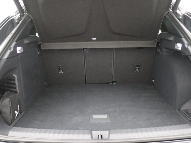 Cupra Terramar 1.5 TSI e-Hybrid VZ Performance 272PK DSG matrix led, trekhaak, Sennheiser audio, 360gr. camera, head-up display, alarm, schuif-kanteldak, winterpakket, adaptive cruise met travel assist, side assist, virtual pedal, keyless, 20" lichtmetaal