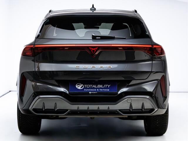 Cupra Terramar 1.5 TSI e-Hybrid Business | Elec. stoel(en) met geheugen | Stoel- & Stuurverw. | Elec. achterklep | 360 Camera | Travel assist, Sfeerverlichting, Navigatie, App. connect, All season banden, Adap. Cruise