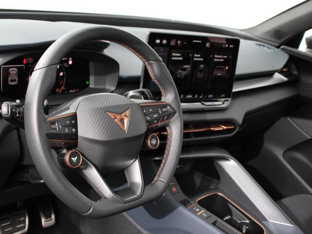Cupra Terramar 1.5 eTSI 150 pk Automaat Business Navigatie Apple Carplay/Android Auto PDC VA + Camera 18" LM Velgen Full LED Signature Climate Control