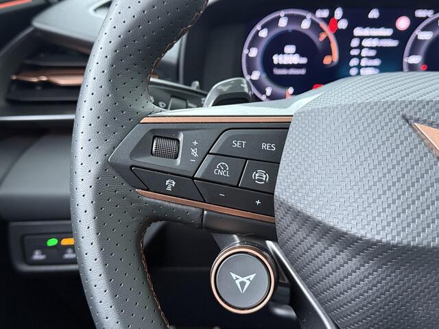 Cupra Terramar 1.5 TSI e-Hybrid VZ Performance | 272 PK | SoH 100% | Panoramadak | Matrix LED verlichting | Sennheiser audio | Akebono remmen | Head-up display | 20" Velgen |