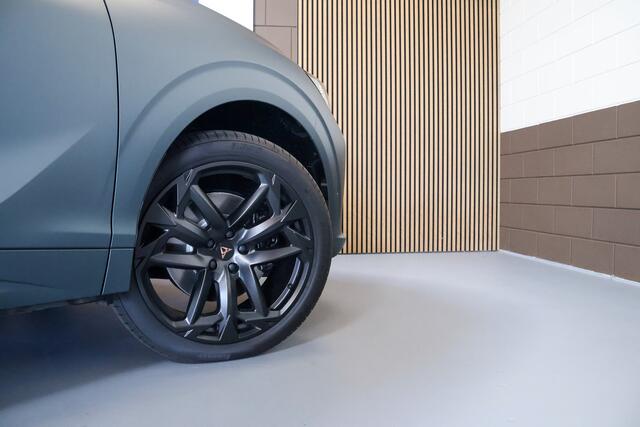 Cupra Terramar 1.5 TSI e-Hybrid 272pk VZ America s CUP Pano/Matrix LED/Leder/Head-up/Sennheiser/360/Keyless/ACC/DCC/20"