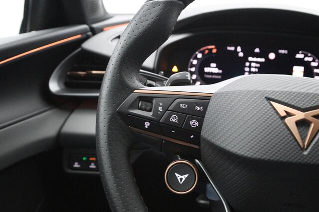 Cupra Terramar 1.5 TSI e-Hybrid 204 PK Performance, 360 Camera, Head-Up, Matrix-LED, Adap. Cruise Control