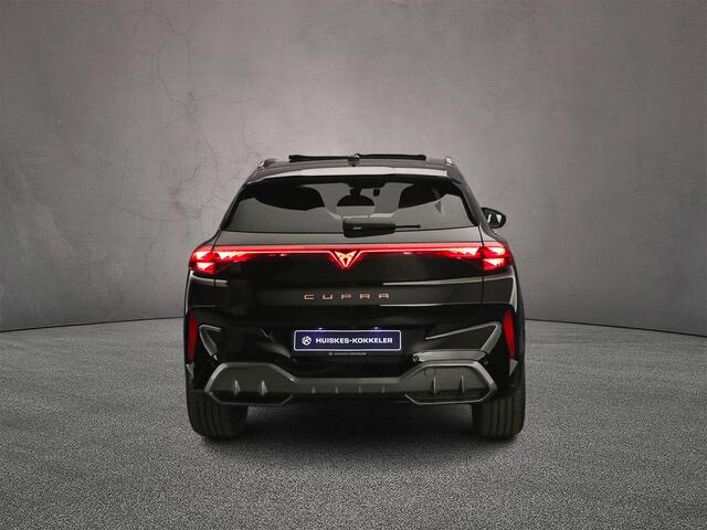 Cupra Terramar Business 1.5 TSI eHybrid 204pk DSG Automaat Trekhaak, Panoramadak, Adaptive cruise control, Achteruitrijcamera, Elektrische achterklep, Stuurwiel verwarmd