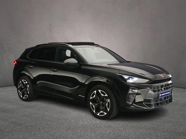 Cupra Terramar Business 1.5 TSI eHybrid 204pk DSG Automaat Trekhaak, Panoramadak, Adaptive cruise control, Achteruitrijcamera, Elektrische achterklep, Stuurwiel verwarmd