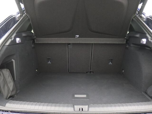 Cupra Terramar 1.5 TSI e-Hybrid VZ Performance 272PK DSG Panoramadak, Trekhaak, Sennheiser Audio, Matrix-LED Verlichting, 20" LM Velgen, Elektr. Achterklep, Stoel-stuur Verwarming, 360gr. Camera