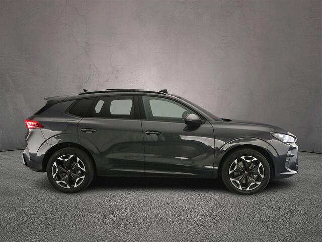 Cupra Terramar Business 1.5 TSI eHybrid 204pk DSG Automaat Trekhaak, Panoramadak, Adaptive cruise control, Achteruitrijcamera, Elektrische achterklep, Stoelverwarming