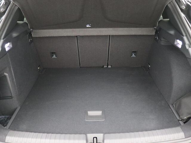 Cupra Terramar 1.5 TSI e-Hybrid VZ Performance 272PK DSG Panoramadak, Matrix LED koplampen, Trekhaak, Sennheiser audio, Adaptive Cruise met Travel Assist, Side Assist, Keyless, Stuur-stoelverwarming, Alarm, 20' LM Velgen, 360gr. Camera
