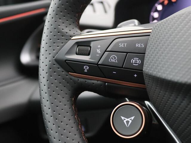 Cupra Terramar 1.5 TSI e-Hybrid VZ Performance DSG Panoramadak, Trekhaak, 20" LM Velgen, Keyless, Matrix-LED Verlichting, Sennheiser Audio, 360gr. Camera