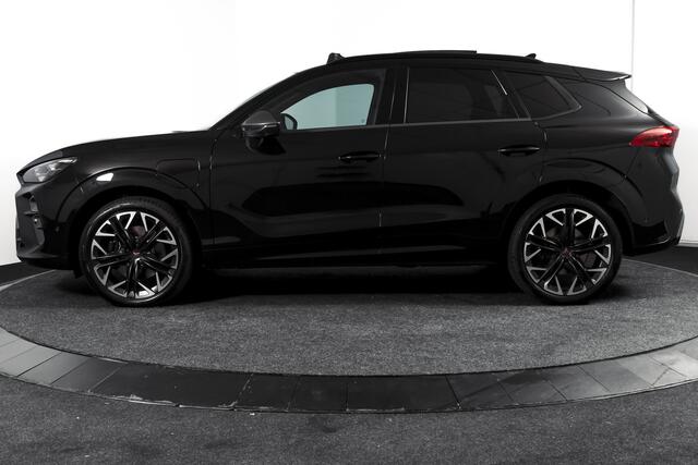 Cupra Terramar 1.5 TSI e-Hybrid 272 PK VZ Performance | S/K-Panodak | Elek. Trekhaak | Matrix LED | Sennheiser | Elek. stoelen | Adapt. Cruise | Stoel-+Stuurverw. | 360 Camera | NAV+App. Connect | ECC | LM 20" | 3976