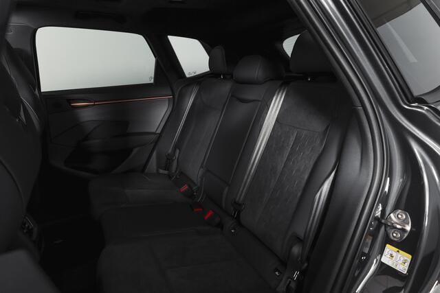 Cupra Terramar 1.5 TSI e-Hybrid 272 PK VZ Performance | S/K-Panodak | Elek. Trekhaak | Matrix LED | Sennheiser | Elek. stoelen | Adapt. Cruise | Stoel-+Stuurverw. | 360 Camera | NAV+App. Connect | ECC | LM 20" | 4253