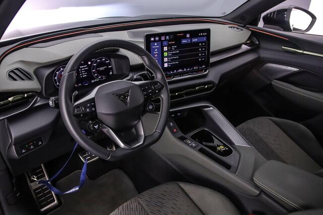 Cupra Terramar 1.5 TSI e-Hybrid VZ Tribe Edition 272pk DSG Automaat, Trekhaak, Panoramadak, Sennheiser, Adaptive cruise control, Stoelverwarming, Stuurverwarming, Matrix LED koplampen, 360 camera, Head-up display, Navigatie, App-connect