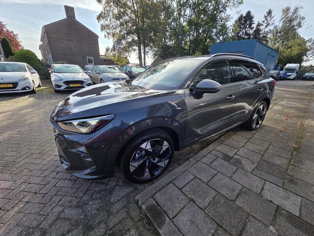 Cupra Terramar 1.5 TSI e-Hybrid Business