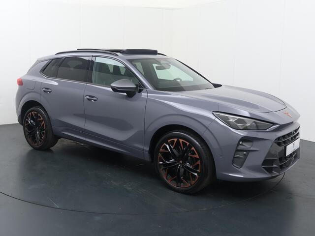 Cupra Terramar 1.5 TSI e-Hybrid VZ America s CUP | 272 PK | SoH 100% | Panoramadak | 360 graden camera | Matrix LED koplampen | Adaptive cruise control | Dodehoek detectie |