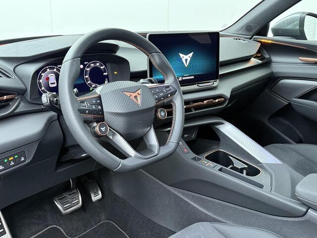 Cupra Terramar 1.5 TSI e-Hybrid VZ America s CUP | 272 PK | SoH 100% | Panoramadak | 360 graden camera | Matrix LED koplampen | Adaptive cruise control | Dodehoek detectie |