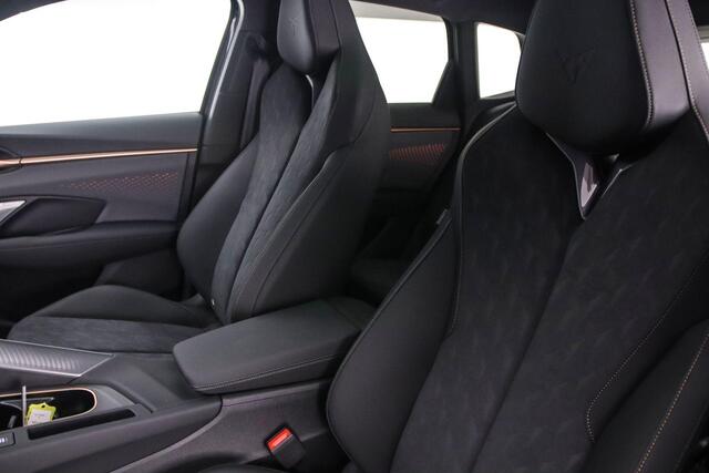 Cupra Terramar 1.5 TSI e-Hybrid VZ Performance 272pk DSG Automaat, Trekhaak, Panoramadak, Sennheiser, 360 camera, Head up display, Stoelverwarming, Stuurverwarming, Matrix LED koplampen, Elektrische achterklep, Parkeersensoren, Navigatie, App-connect