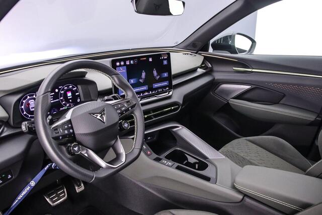 Cupra Terramar 1.5 TSI e-Hybrid VZ Tribe Edition 272pk DSG Automaat, Trekhaak, Panoramadak, Sennheiser, Adaptive cruise control, Stoelverwarming, Stuurverwarming, Matrix LED koplampen, 360 camera, Head-up display, Navigatie, App-connect