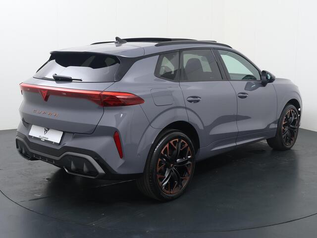 Cupra Terramar 1.5 TSI e-Hybrid VZ America s CUP | 272 PK | SoH 100% | Panoramadak | 360 graden camera | Matrix LED koplampen | Adaptive cruise control | Dodehoek detectie |