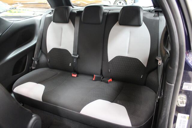 DS DS 3 1.2 PureTech Chic Dealer onderhouden, Airco, Cruise control, Isofix