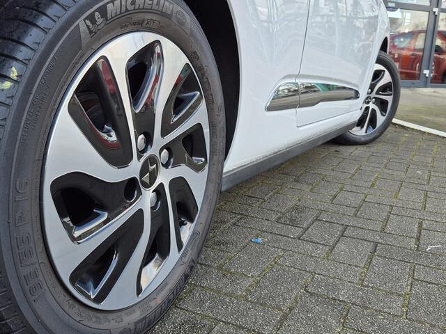 DS DS 3 1.2 PureTech So Chic 82pk | Climate Control | Cruise Control | Parkeersensoren | Lage Kilometerstand |