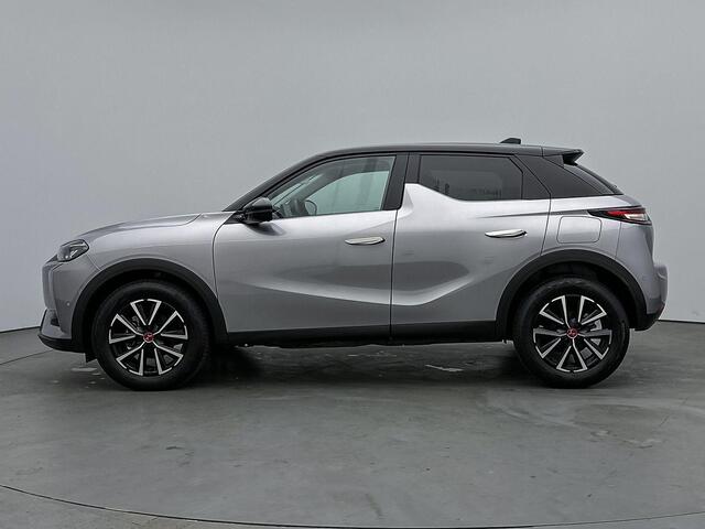 DS DS 3 SUV Performance Line 130 pk Automaat | Navigatie | Achteruitrijcamera | Parkeersensoren Voor en Achter | Alcantara Bekleding | LED Koplampen | Dodehoek Detectie | DAB Ontvanger | Adaptieve Cruise Control | 17" Lichtmetalen Velgen | Apple Carplay/Android A