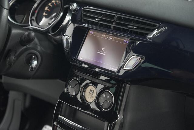 DS DS 3 PureTech 110 So Chic | Camera | Navigatie | Parkeersensoren | Climate Control