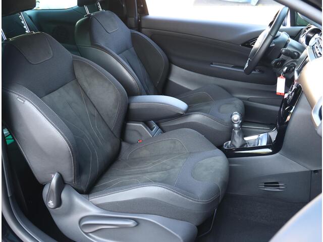 DS DS 3 1.2 110PK Business | AppleCarplay/AndroidAuto | Alcantara/Stof | Navigatie | Climate Control | Cruise Control | Sportstoelen | Xenon | NL Auto! | TwoTone |