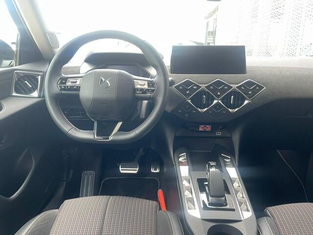 DS DS 3 E-Tense Performance Line 54 kWh | Head-up | Stoelverwarming | Navigatie | Camera |