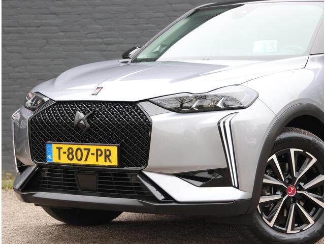 DS DS 3 Performance Line+ 54kWh | 1ste eigenaar | AppleCarPlay/AndroidAuto | 3 FASE | Head-Up Display | Navigatie | Parkeersensoren | Cruise Control | Climate Control | Isofix |