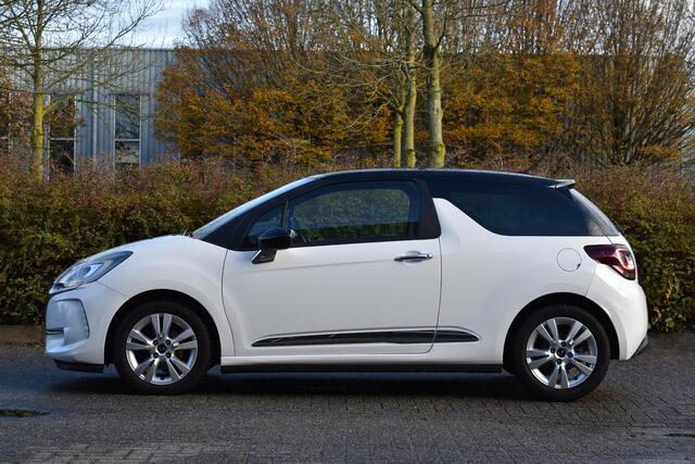 DS DS 3 1.2 PureTech So Chic Camera Airco Trekhaak