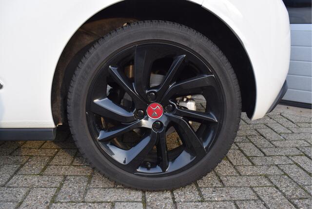 DS DS 3 1.2 PureTech Performance Line | HIFI | NL-Auto | 110PK | Automaat