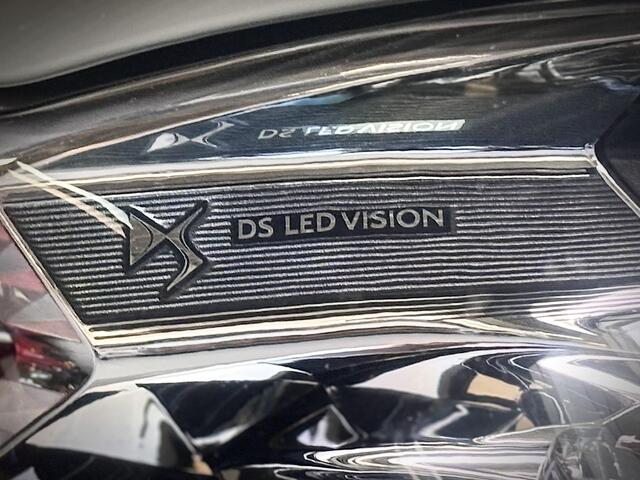 DS DS 3 e-Tense Opéra+ EV 54kWh 156pk | NAPPA LEDER | STOELMASSAGE | 360° CAMERA | HEAD-UP | KEYLESS ENTRY | ADAPTIVE CRUISE | STOELVERW. | DODEHOEKBEW. | NAVI |