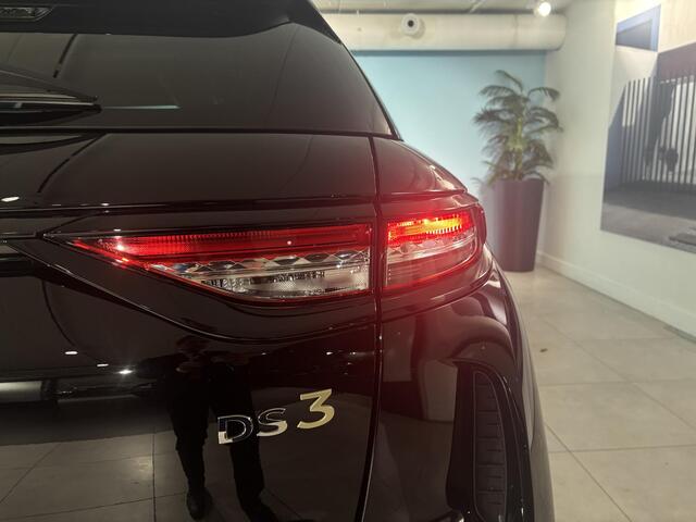DS DS 3 1.2 Hybrid 136 Edition France | 360 vision | Stoelverwarming | Alcantara | Apple Carplay - Android Auto