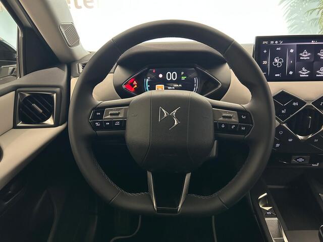 DS DS 3 E-Tense Esprit De Voyage 54 kWh PACK DRIVE 1 | LEDER | STOELVERWARMING | CAM