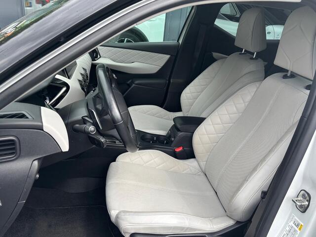 DS DS 3 CROSSBACK 1.2 PureTech Grand Chic automaat | Rijklaar geleverd incl 12m BOVAG garantie |