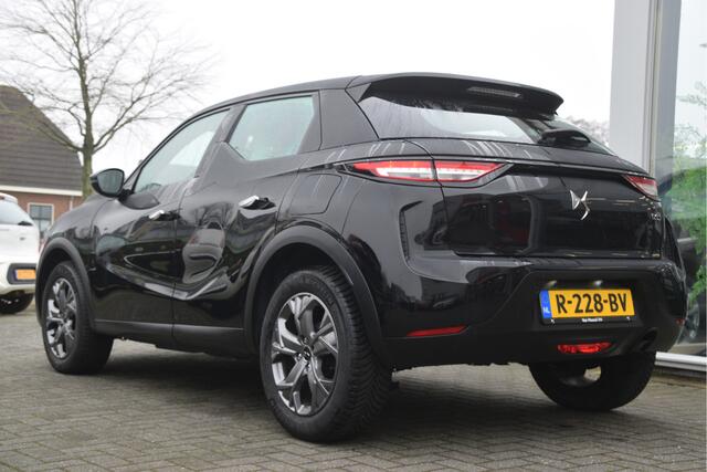 DS DS 3 CROSSBACK 1.2 PureTech Montmartre Carplay | DAB | PDC | LMV | AC | Bluetooth | Cruise