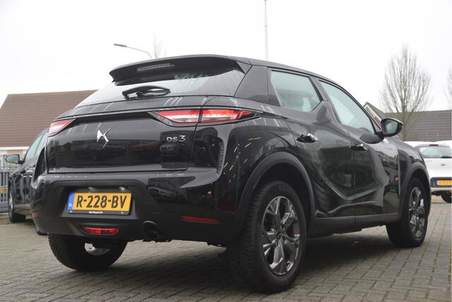 DS DS 3 CROSSBACK 1.2 PureTech Montmartre Carplay | DAB | PDC | LMV | AC | Bluetooth | Cruise
