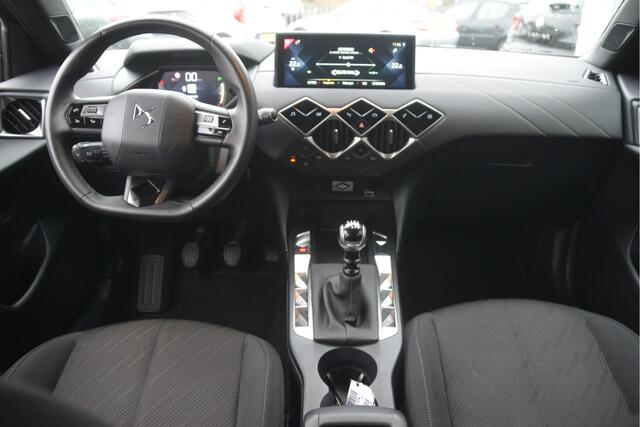 DS DS 3 CROSSBACK 1.2 PureTech Montmartre Carplay | DAB | PDC | LMV | AC | Bluetooth | Cruise