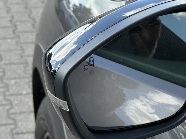 DS DS 3 CROSSBACK E-Tense Business 50 kWh Camera / Lm Velg / Cruise / Led / Stoelverwarming enz