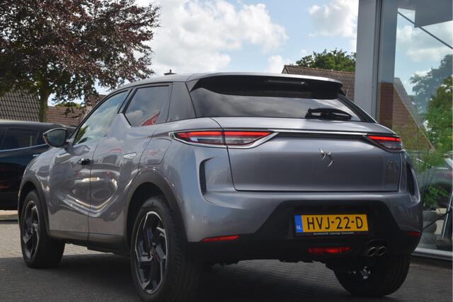 DS DS 3 CROSSBACK 1.2 PureTech Grand Chic Carplay | LED | Keyless | Head-up | Getint glas | LMV