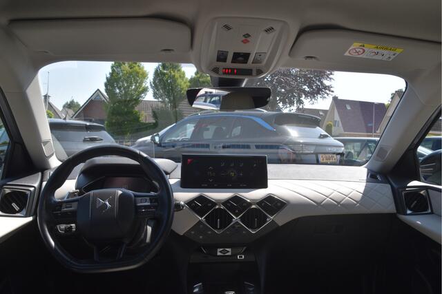 DS DS 3 CROSSBACK 1.2 PureTech Grand Chic Carplay | LED | Keyless | Head-up | Getint glas | LMV