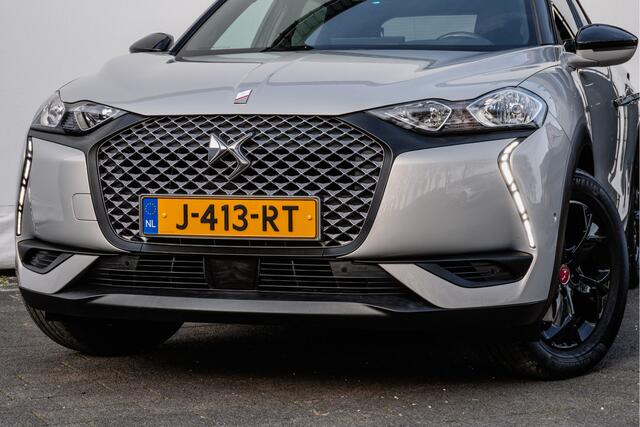 DS DS 3 CROSSBACK E-Tense Performance line 50 kWh 3-Fase/ Stoelverwarming/ Camera/ Navigatie/ Carplay/ Half leer