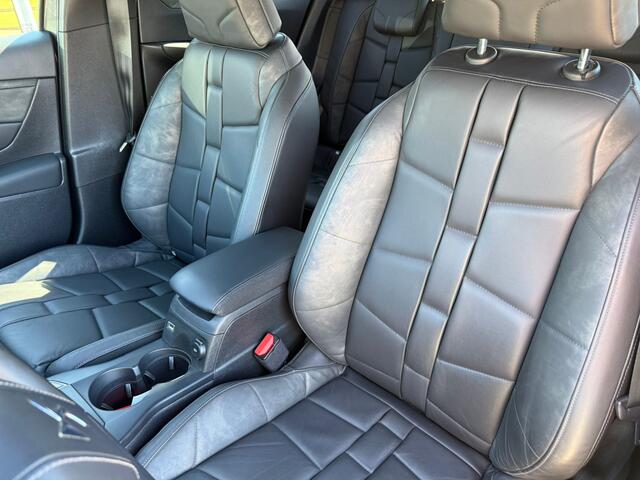 DS DS 3 CROSSBACK 1.2 Grand Chic 130pk Automaat | Leder | Navi | Camera | HUD | Adapt. Cruise |