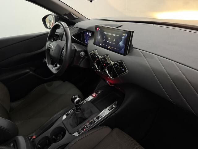 DS DS 3 CROSSBACK 1.2 PureTech Business Camera, Apple carplay, Rijstrook correctie, Cruise control, Clima, Keyless start, Lichtmetalen velgen